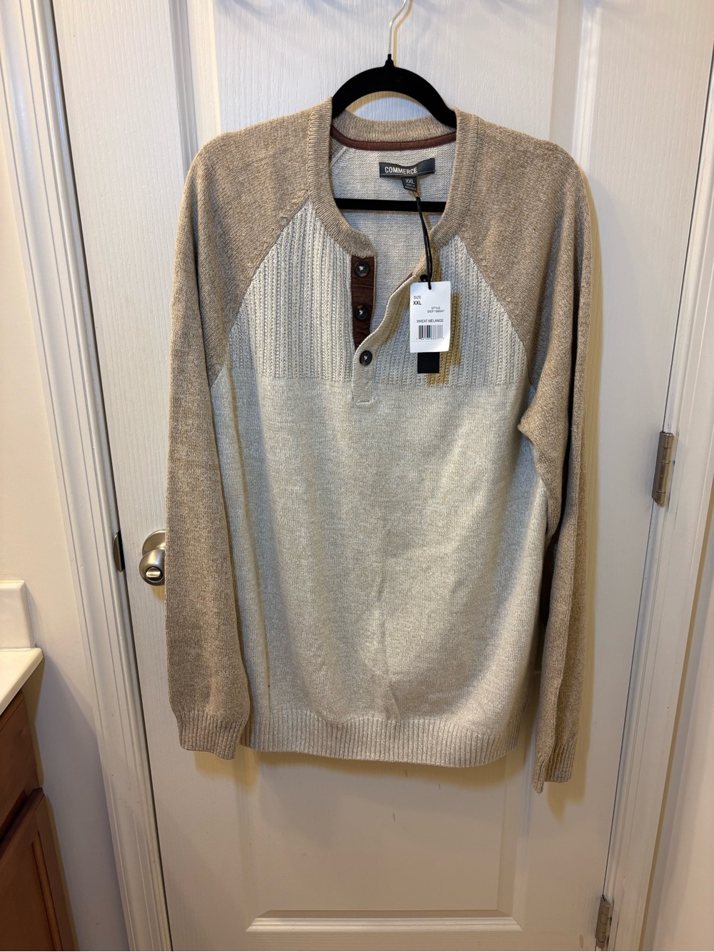 NWT Commerce Mens XXL Henley Button Neck Sweater Wheat Melange Colorblock